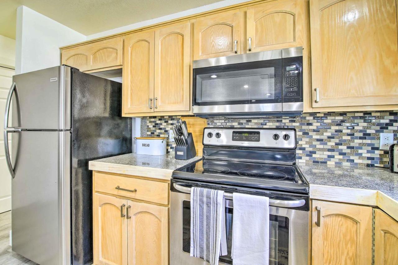 South Padre Island Getaway - Newly Renovated! Apartment Exterior photo
